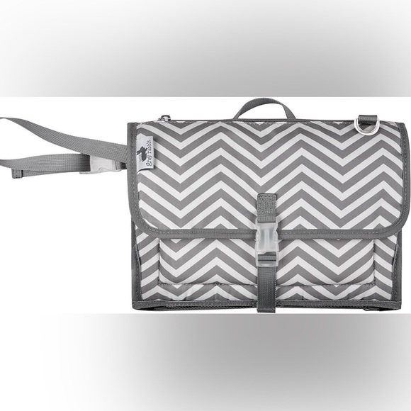 Little Grey Rabbit Deluxe Changing Station The Luxury Of Home On The Go NEW - Picture 9 of 12